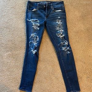 American Eagle Size 6 Distressed Jegging